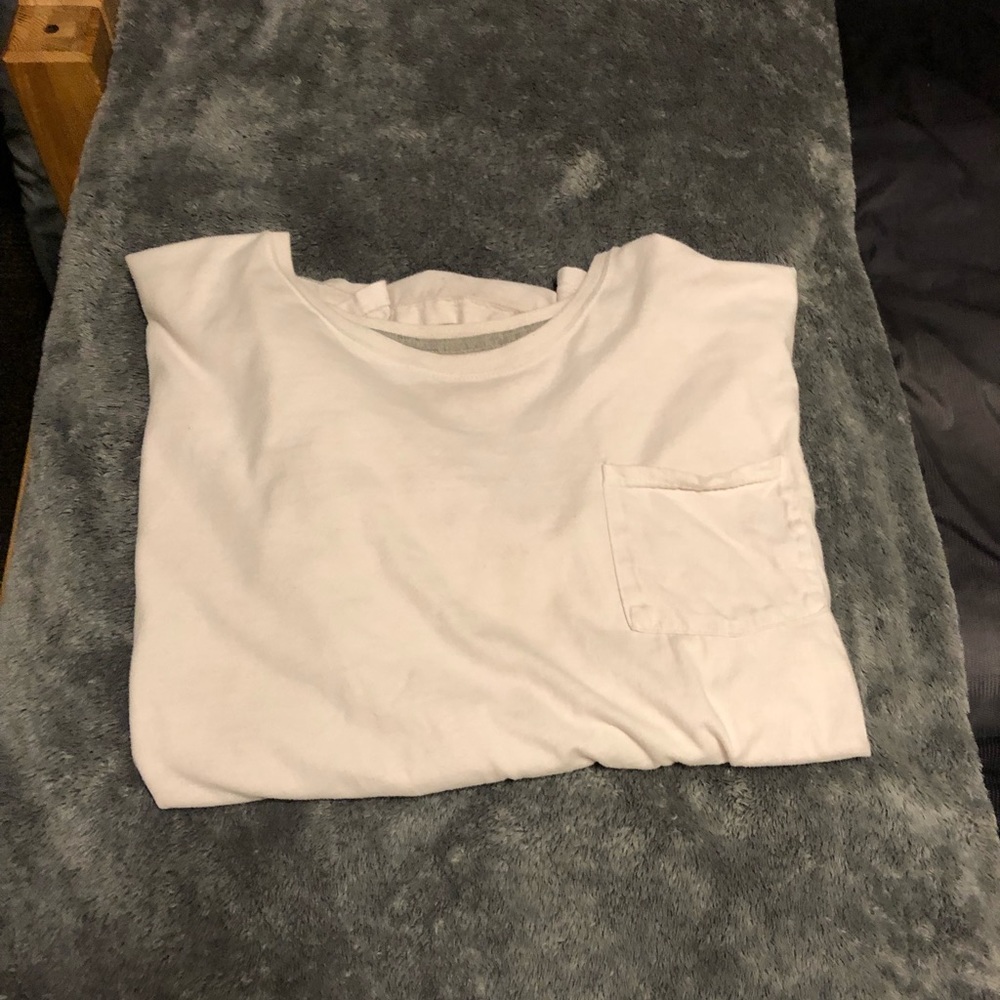 White and black pocket tee